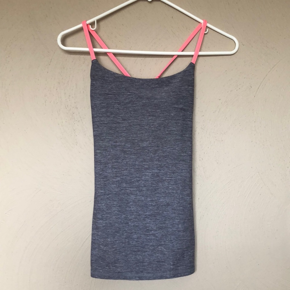 💋LULULEMON Dancing Warrior Tank